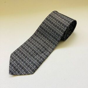 Rene Chagal Elegant Navy Blue and Gray Men's Tie, 59” long.  Pre-owned.